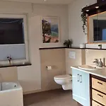 דירה Ferino - Zentral & Ruhig - Glasfaser Wlan & Lan - Privater Parkplatz